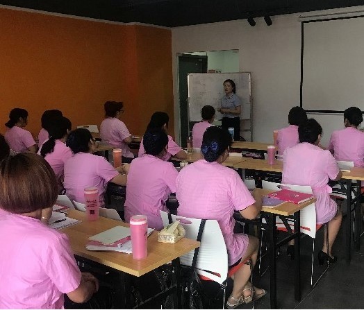 好妈咪国际教育